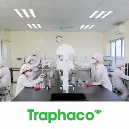 Đội ngũ chuyên gia Nhà máy Traphaco